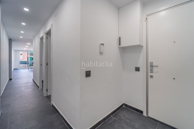 Foto 100d1627-c812-4c8a-bcde-9725fad78fa6. Pis amb aparcament a El Poble Sec - Parc de Montjuïc Barcelona