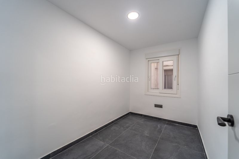 Foto 65d5181f-3f87-4140-8399-57012cbc704f. Pis amb aparcament a El Poble Sec - Parc de Montjuïc Barcelona