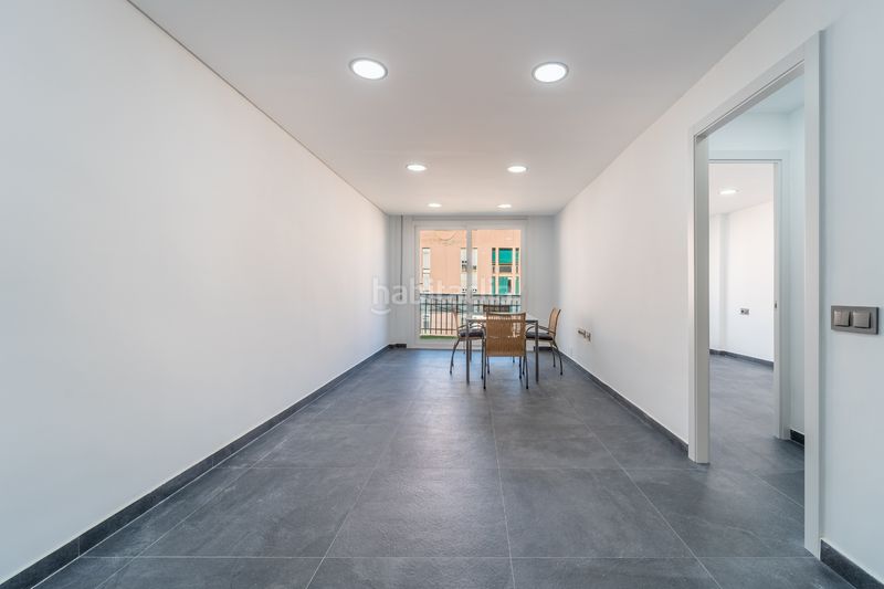 Foto d5ae4c8c-0a8b-4ca7-9b55-80877cabf8ef. Pis amb aparcament a El Poble Sec - Parc de Montjuïc Barcelona