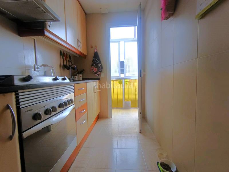 Foto b8f4ec5b-6790-49bd-8cbc-e63da332b414. Appartamento in Centre Hospitalet de Llobregat (L´)