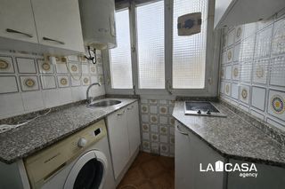Pis a Verdum. Piso en venta en calle de góngora