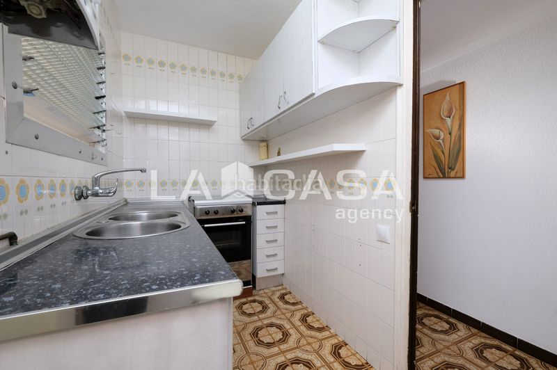 Foto 0ef3d96b-b105-4877-8d47-1979a7fc94f5. Pis a Roquetes Barcelona