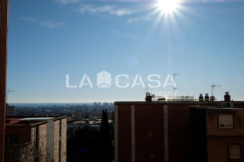 Foto 76023ee1-f8ca-4925-a748-cf7b1934c238. Pis a Roquetes Barcelona