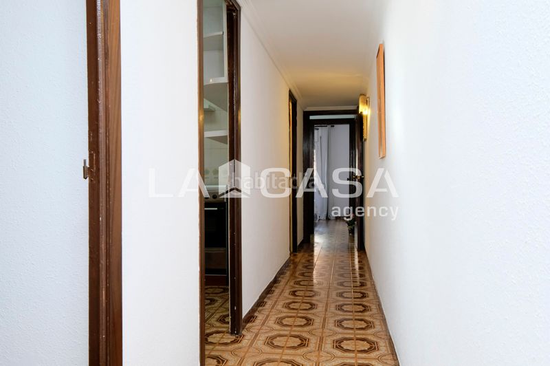 Foto b36f748c-f977-4bad-a59b-91d1aa78f61d. Pis a Roquetes Barcelona