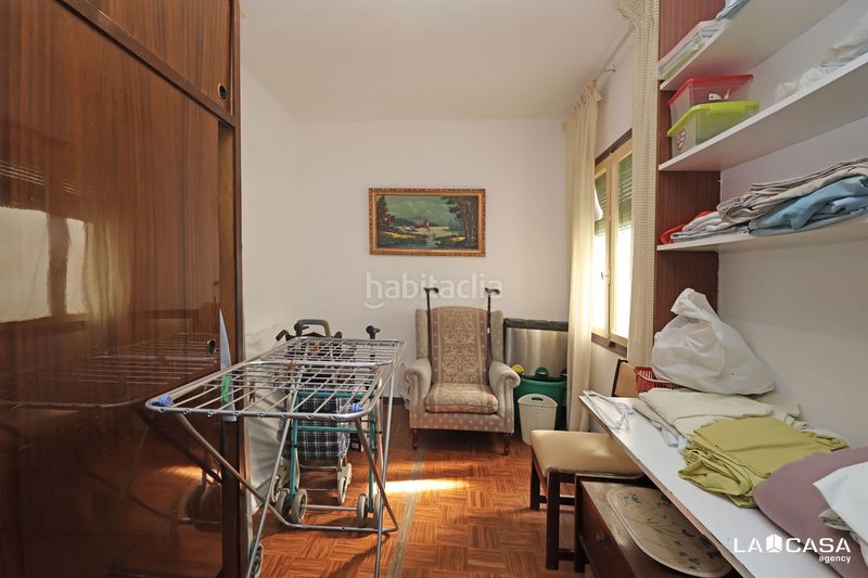 Foto 8a15989e-5b2d-4178-b7fa-8a9bb0e8029b. Piso  en venta en Can Clota Esplugues de Llobregat