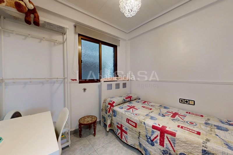 Foto 1cbdbff0-6c4d-41f5-a992-b3a6644e4779. Pis a Camí Fondo Valencia