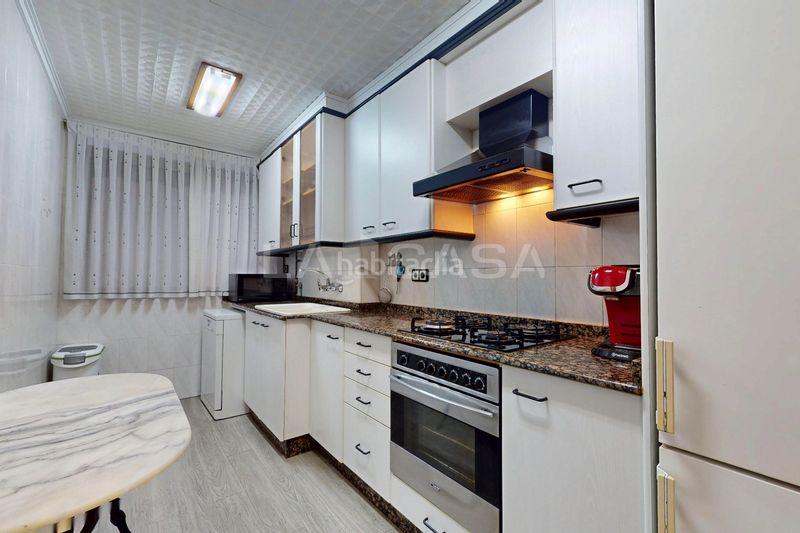 Foto fad7d000-8711-4c87-8bb4-8faedc1e3df3. Pis a Camí Fondo Valencia