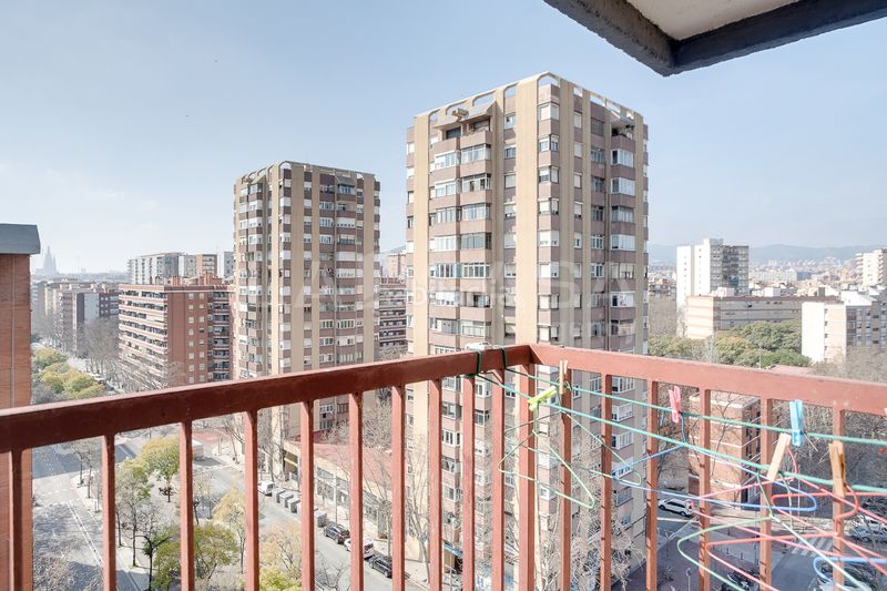 Foto 50af7a9a-0556-4aff-bf4d-6a981b611e91. Pis a Provençals del Poblenou Barcelona