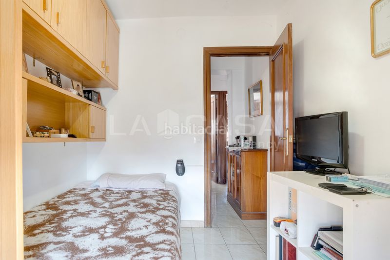 Foto be80b11a-37ee-413c-b190-40c9c4692748. Pis a Provençals del Poblenou Barcelona