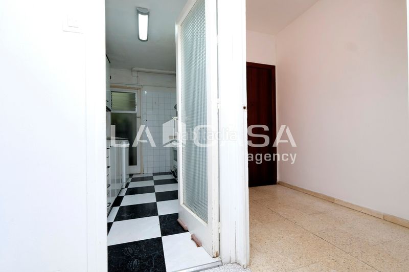 Foto 40d94dd8-9a6d-4ac3-8f53-4838716131f4. Pis a Vilapicina - Torre Llobeta Barcelona