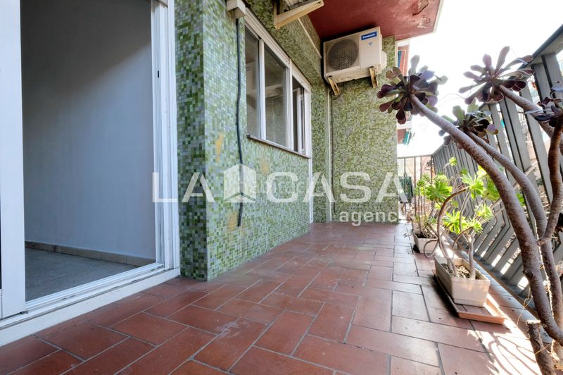 Foto daeb5b1b-c1b3-4ebd-9821-8369b6f1cf7b. Pis a Vilapicina - Torre Llobeta Barcelona