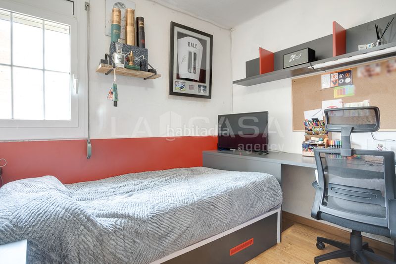 Foto 59d5b6fe-c3e6-4adc-a7d5-a6a4f38ee2f8. Pis a Sant Martí de Provençals Barcelona