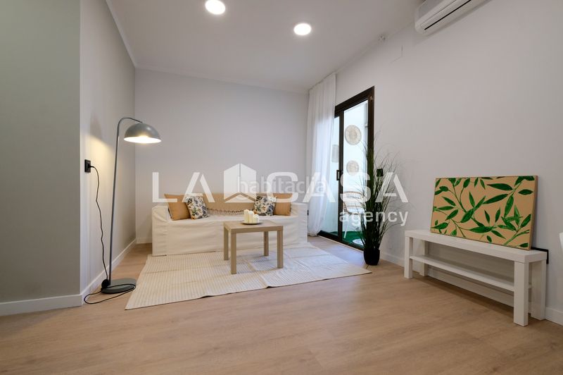 Foto 13f4cd66-6004-4de4-ad20-691099d876f2. Pis a Vilapicina - Torre Llobeta Barcelona