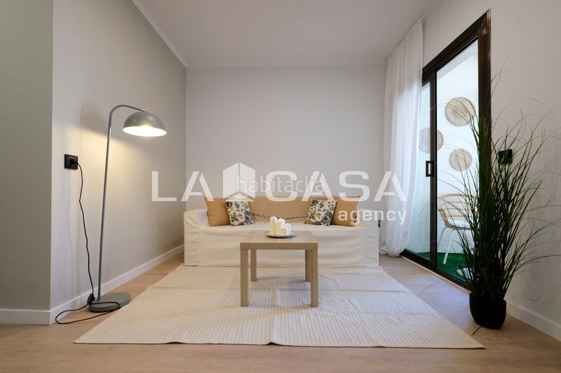 Foto 9fb75517-b9b5-42be-bc23-ea6c51a42ae5. Pis a Vilapicina - Torre Llobeta Barcelona