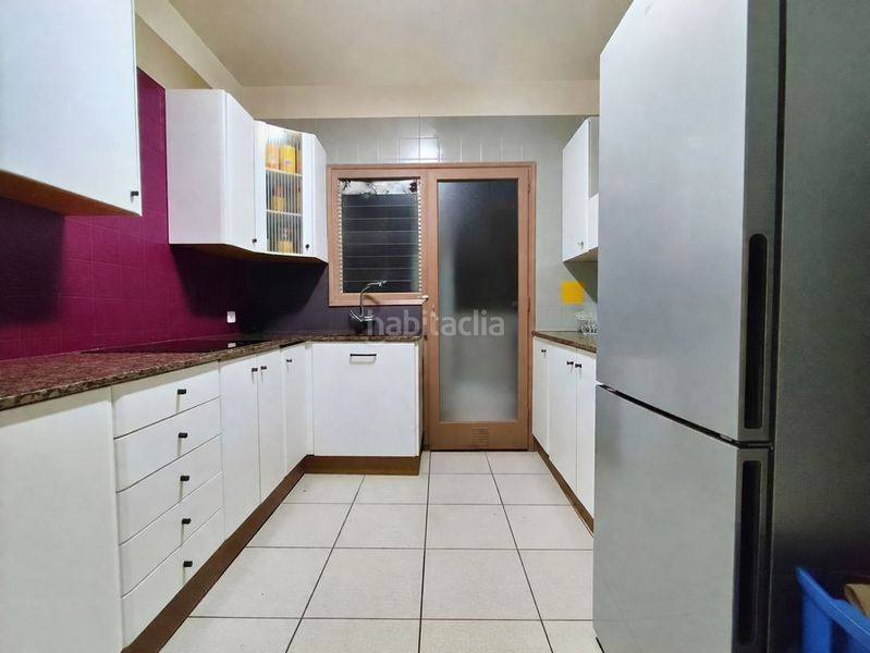 Foto 67123fd7-7933-41de-89e9-03592a78fff0. Pis a Castell-Poble Vell Castelldefels