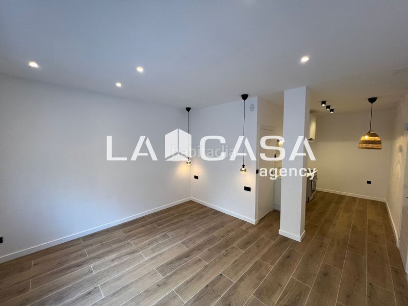 Foto 0c5a7b96-ef91-4859-9cc9-9c60f15e6954. Pis a Vilapicina - Torre Llobeta Barcelona