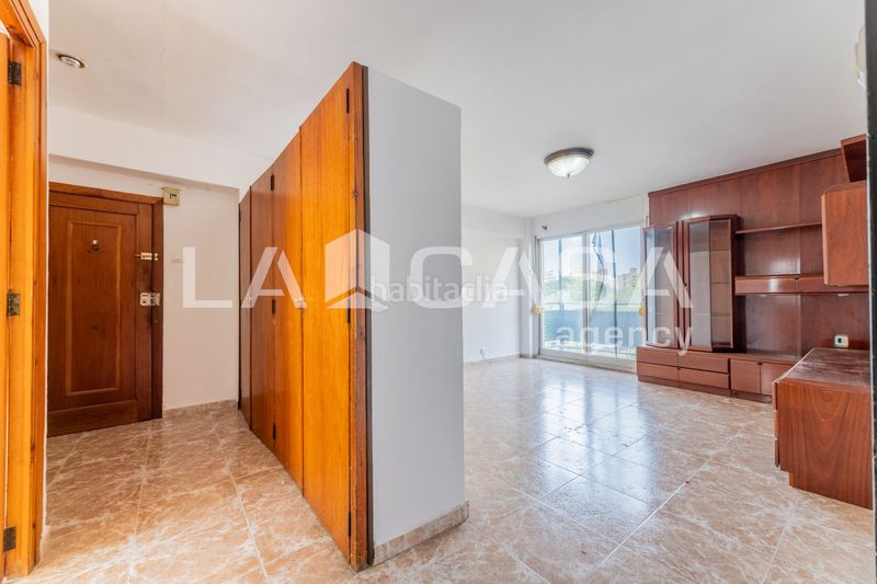 Foto 852a59f8-9765-4cbf-adcf-0a21e76923f0. Pis a Terramelar Paterna