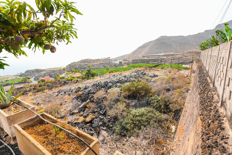 Foto ec6db725-332a-4c26-9a80-078c9c8e3b48. Chalet en Tamaimo - Arguayo Santiago del Teide