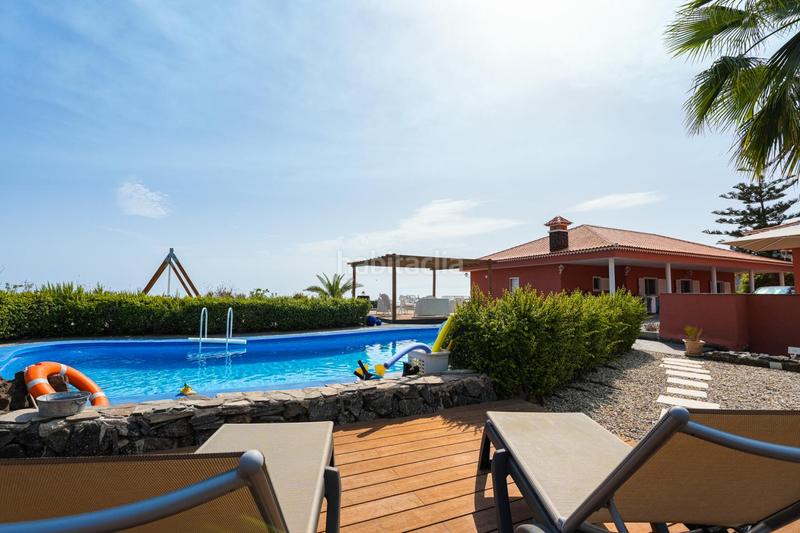 Foto 15547d3b-552d-4a37-a3a0-1a94fb7d98be. Chalet con parcheggio in Tamaimo - Arguayo Santiago del Teide