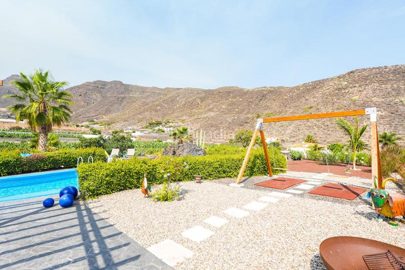 Foto 43a23b19-d03c-407f-9caf-391075677ecf. Chalet con parcheggio in Tamaimo - Arguayo Santiago del Teide