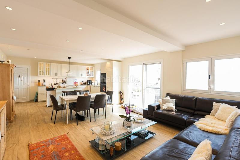 Foto 6759f734-64c4-4a02-b1b0-c81adab2ba55. Chalet con parcheggio in Tamaimo - Arguayo Santiago del Teide