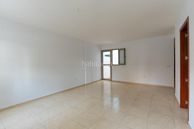 Foto 84a6ac07-b483-46ed-ba63-30ef13a083a9. Piso en Tejina San Cristóbal de La Laguna