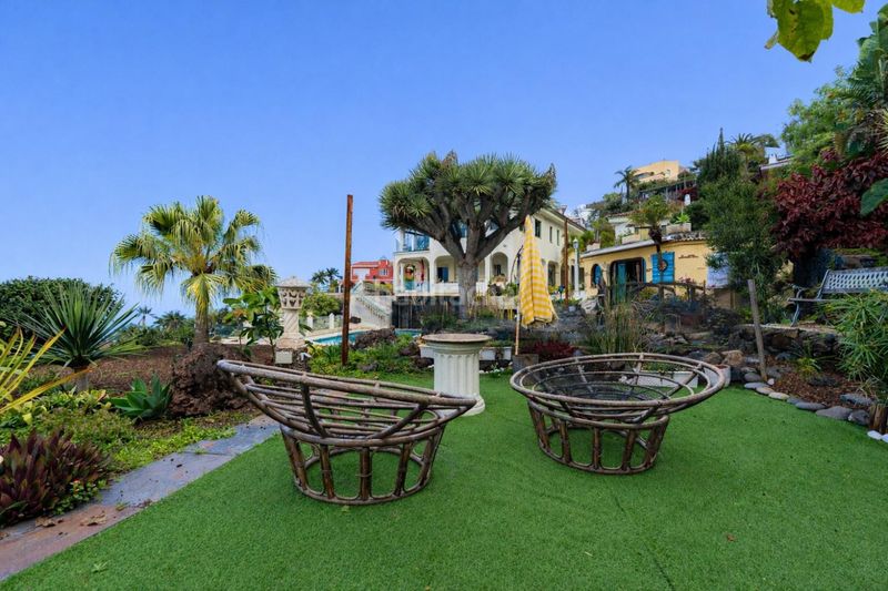 Foto 1c2c0f60-7c9f-410e-bcb8-cc52f4f0dc48. Xalet amb aparcament a Cuesta de la Villa Santa Úrsula