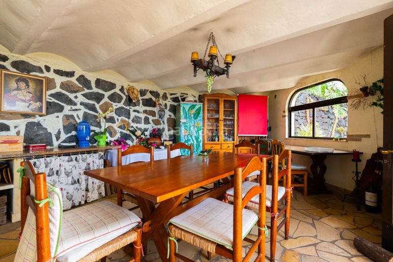 Foto bee04b14-21df-45d5-a6c4-90c5866cbc7c. Xalet amb aparcament a Cuesta de la Villa Santa Úrsula