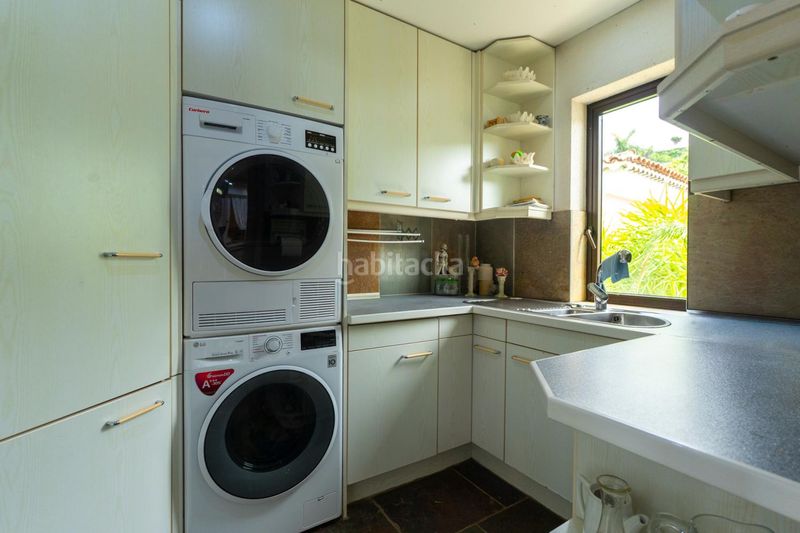 Foto e98fe0e3-b8e0-4b03-95d8-4a9a8a12d9b0. Xalet amb aparcament a Cuesta de la Villa Santa Úrsula