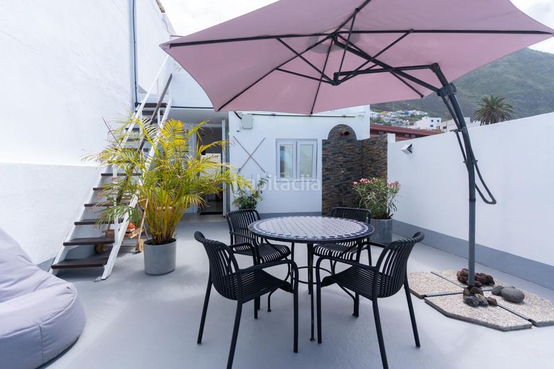 Foto ad436d30-9ca4-4270-ac74-4047b21ed19f. Casa adossada a Garachico