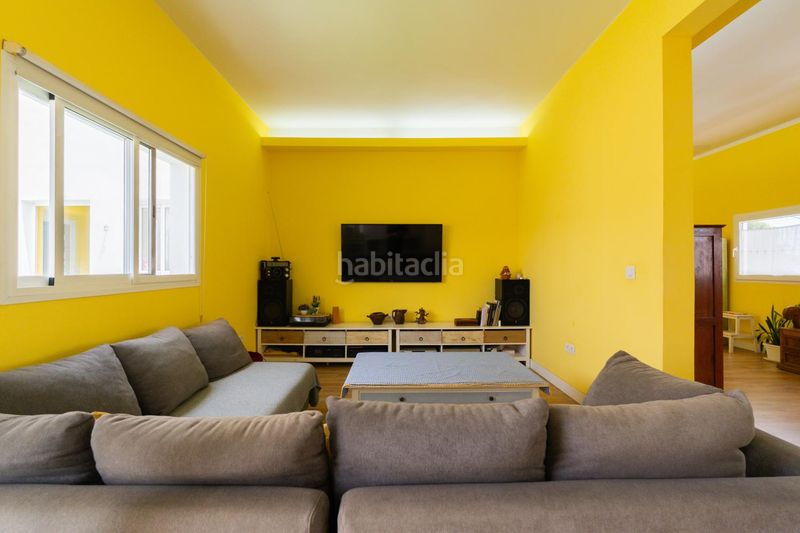 Foto d2ce6716-a7c6-4731-941e-bd0424fce9e8. Chalet avec parking dans Arico