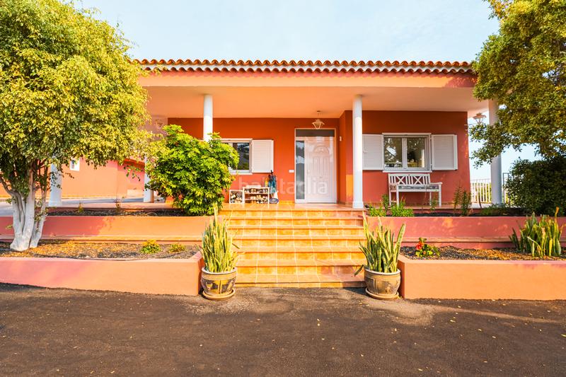 Foto 2d951279-401b-4e65-a717-9f1fd356178a. Chalet mit parking pool in Tamaimo - Arguayo Santiago del Teide