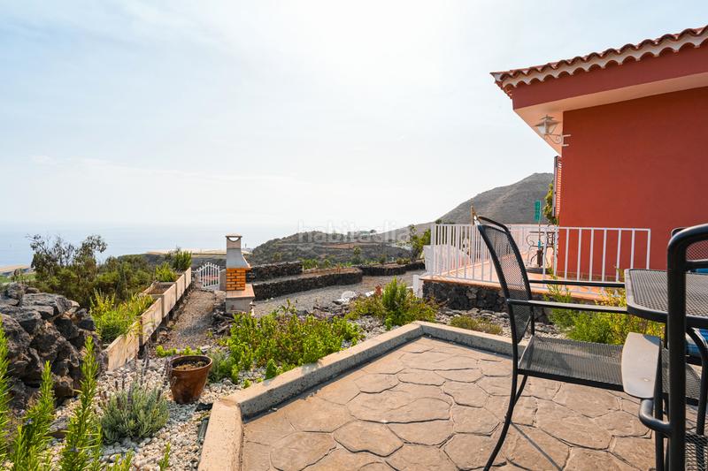 Foto daff1864-1e67-4d9d-844d-320110bf30be. Chalet mit parking pool in Tamaimo - Arguayo Santiago del Teide