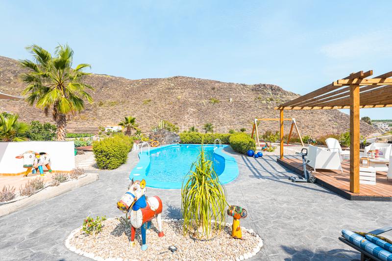 Foto d2335c16-b49a-4767-9cd5-aa9fee165a92. Chalet en Tamaimo - Arguayo Santiago del Teide