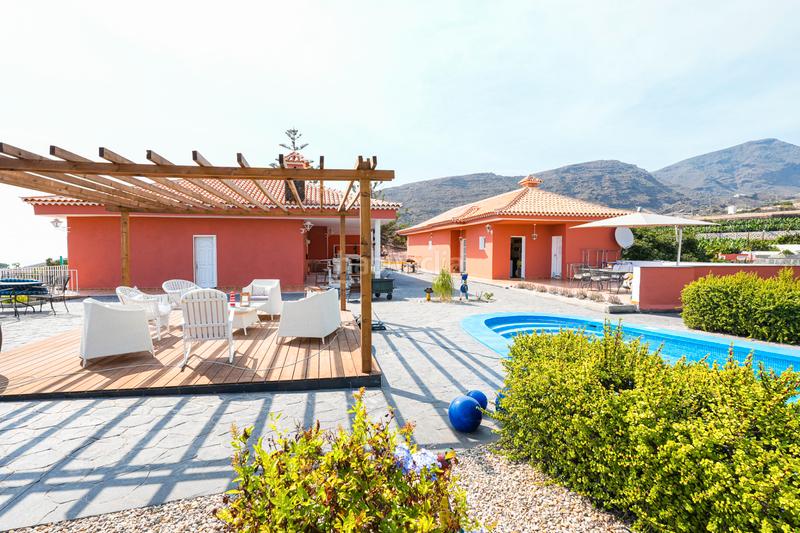 Foto f1d9bf76-d35b-4432-8055-14a86be127e9. Chalet en Tamaimo - Arguayo Santiago del Teide