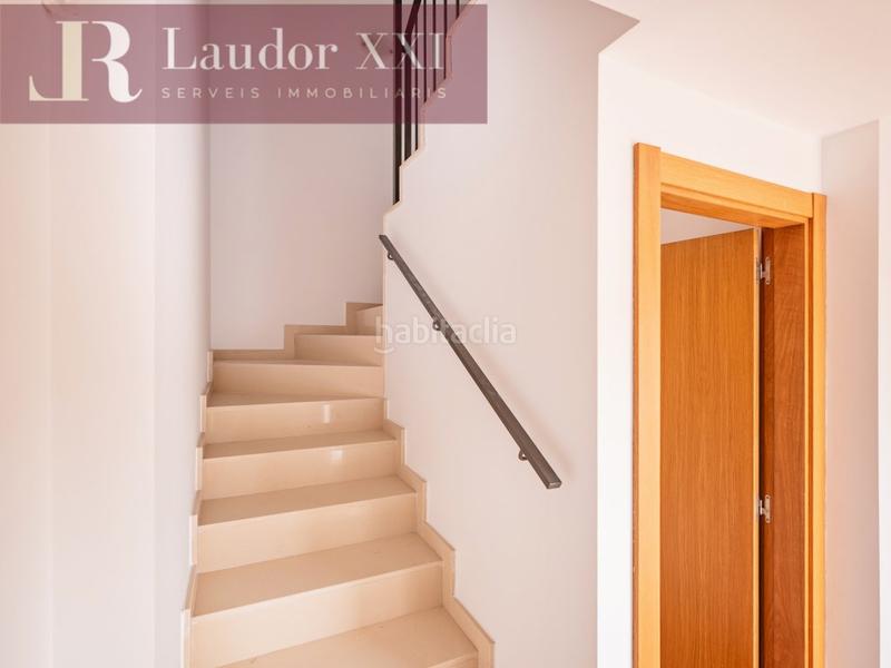 Foto 1c7b9a28-66fb-4c14-99ff-cd592dd4800d. Casa adossada amb aparcament a Sant Quirze Parc-Vallsuau-Castellet Sant Quirze del Vallès