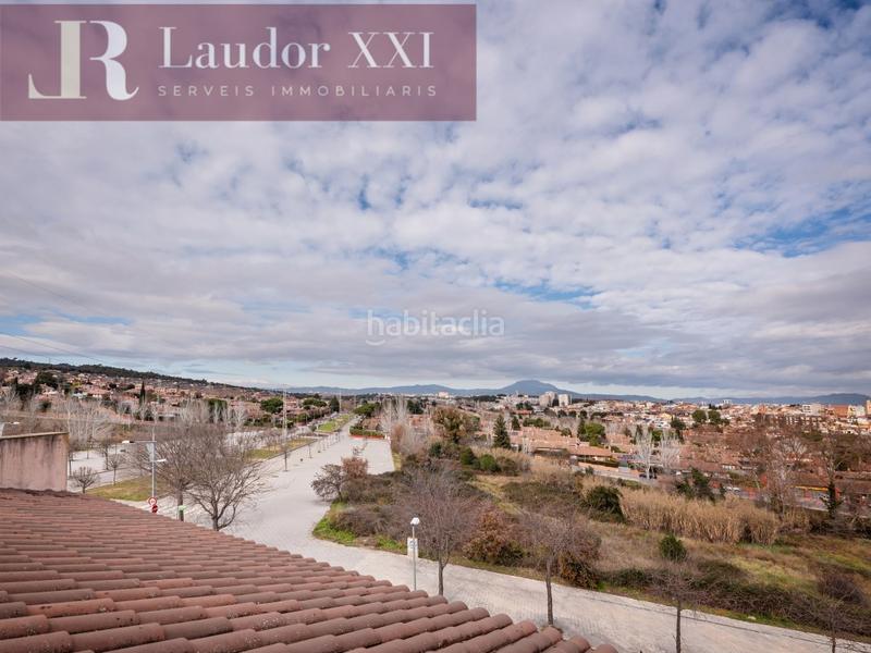 Foto 5689065f-19eb-4056-ac50-35a274ccbffc. Casa adossada amb aparcament a Sant Quirze Parc-Vallsuau-Castellet Sant Quirze del Vallès