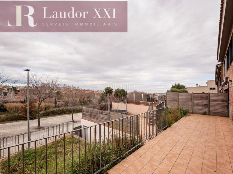 Foto 81aed782-2fc8-49e2-931d-de88beae13c3. Casa adossada amb aparcament a Sant Quirze Parc-Vallsuau-Castellet Sant Quirze del Vallès