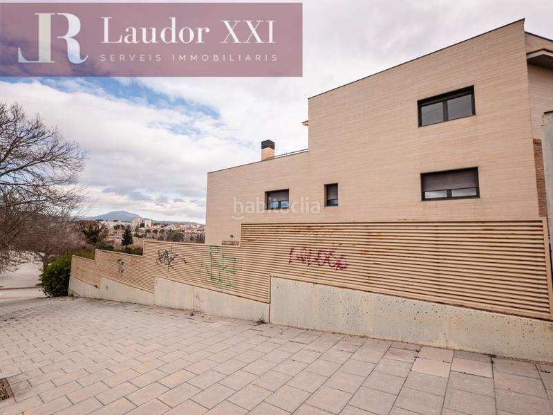 Foto a10f27b3-08d5-44be-b9d5-5a9923e37a60. Casa adossada amb aparcament a Sant Quirze Parc-Vallsuau-Castellet Sant Quirze del Vallès