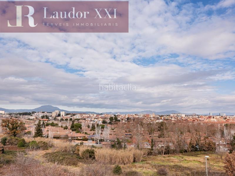 Foto bc825ff2-38aa-4cc1-9845-66d29fb4abb8. Casa adossada amb aparcament a Sant Quirze Parc-Vallsuau-Castellet Sant Quirze del Vallès