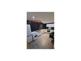 Pis a Tremp. Piso moderno de 86 m con parking y acabados de primera