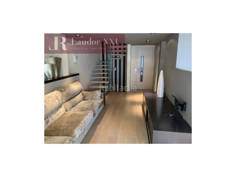 Foto 2247fe2b-2c30-4c43-9620-3bda2ec12af0. Maison jumelée avec parking dans Creu Alta Sabadell