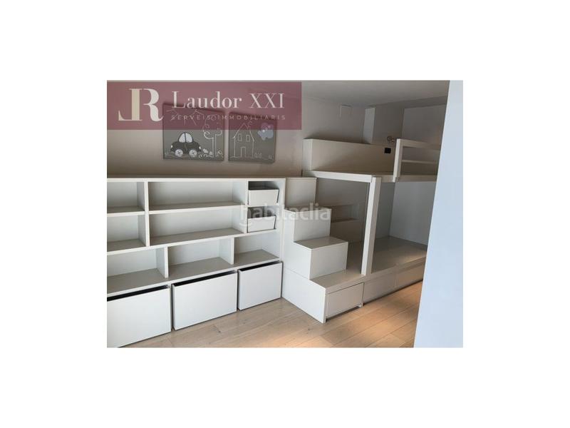 Foto 2dcfcade-c602-4ae3-810c-6b6acce630c2. Maison jumelée avec parking dans Creu Alta Sabadell