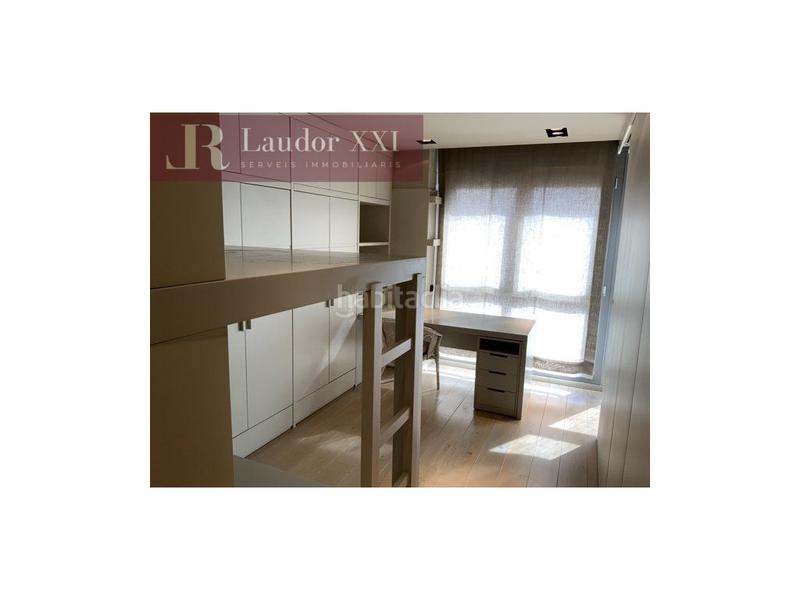 Foto 414103b0-c5ad-4357-b6c7-b15e12a6c96f. Maison jumelée avec parking dans Creu Alta Sabadell