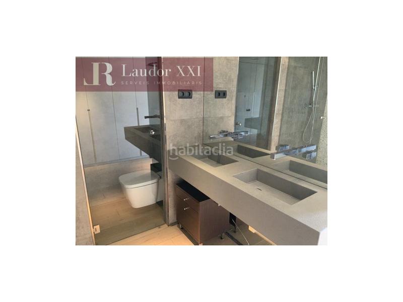 Foto 75e617c1-ee9c-4fcb-864b-86477be5e96e. Maison jumelée avec parking dans Creu Alta Sabadell