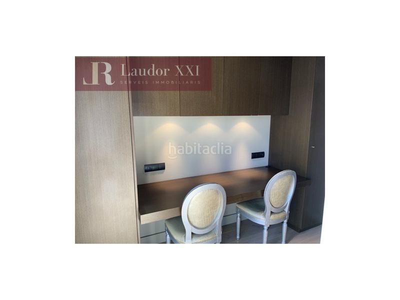 Foto 9289e57b-09ef-458a-b93f-245ff0907392. Maison jumelée avec parking dans Creu Alta Sabadell