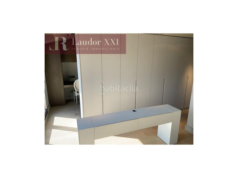 Foto 9e583c4f-e33c-4a8d-8396-d05632b38b7a. Maison jumelée avec parking dans Creu Alta Sabadell