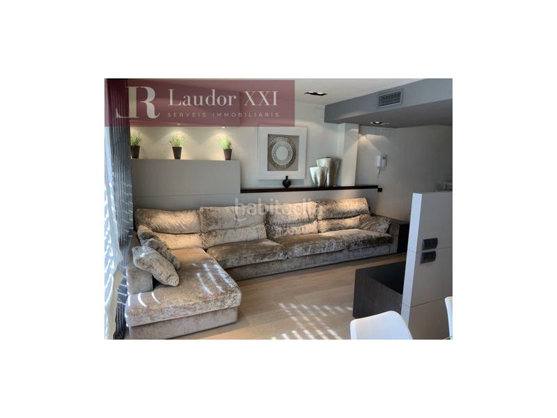 Foto c773ad28-97ab-45b9-8ecf-9f88e7642b10. Maison jumelée avec parking dans Creu Alta Sabadell