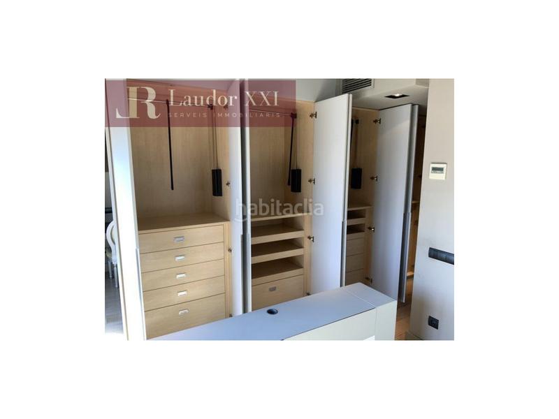 Foto ecb61ee8-5695-4381-8e32-fbdf5fdc66e2. Maison jumelée avec parking dans Creu Alta Sabadell