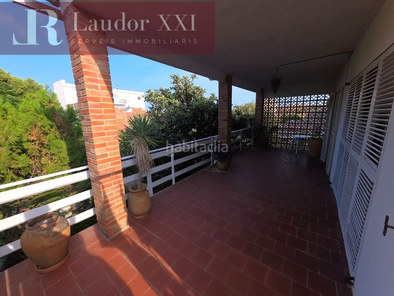 Foto 009e53a2-a61b-4d91-922b-a425ec1b00e4. Casa amb aparcament a Eixample Residencial Escala (L´)